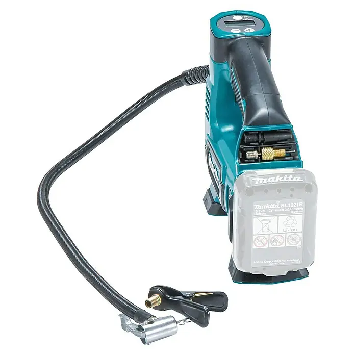 Makita CXT 12V max. Akku-Kompressor MP100DZ - 12 V, Li-Ionen, Ohne Akku, Max. Druck: 8,3 bar - Makita Akku-Luftpumpe in Türkis und Schwarz mit Akku, flexiblem Schlauch und Ventiladapter.