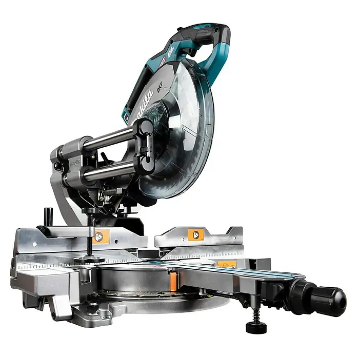Makita XGT 40V max. Akku-Kapp- & Gehrungssäge LS002GZ01 - 40 V, Ohne Akku, 4.800 U/min - Eine silberne und schwarze Makita Kapp- und Gehrungssäge mit türkisen Akzenten und klarem Blattschutz.