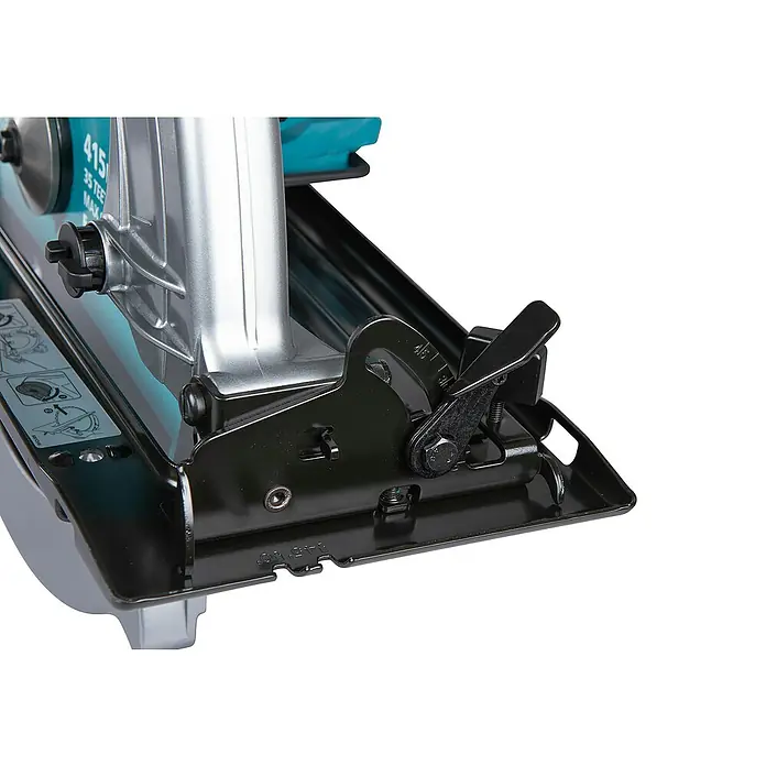Makita XGT 40V max. Akku-Handkreissäge HS013GZ - 40 V, Ohne Akku, Durchmesser Sägeblatt: 415 mm, 2.100 U/min - Schwarze Grundplatte und silbernes Gehäuse eines Elektrowerkzeugs mit Winkelverstellmechanismus, Hebel und Gradmarkierungen.