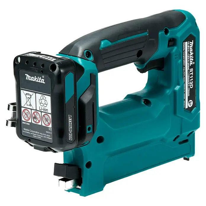 Makita CXT 12V max. Akku-Tacker ST113DSMJ - 12 V, 2 Akkus, 4 Ah - Makita Akku-Tacker in Türkis und Schwarz mit angebrachtem Li-Ion-Akku.