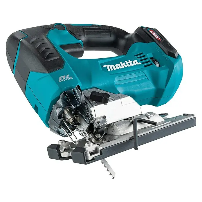 Makita XGT 40V max. Akku-Pendelhubstichsäge JV002GZ - 40 V, Ohne Akku, 0 /min - 3.500 /min - Makita Akku-Stichsäge in Türkis und Schwarz mit silberner Basis, transparentem Sägeblattschutz und Geschwindigkeitsregler.