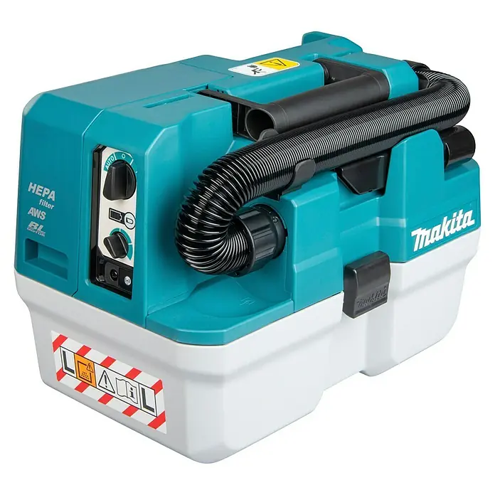 Makita XGT 40V max. Akku-Nass-Trockensauger VC013GLZ03 - 40 V, Ohne Akku, Behältervolumen: 7,5 l - Makita türkiser und weißer tragbarer Staubsauger mit schwarzem Schlauch, Griff und Bedienfeld, mit HEPA-Filter und AWS.