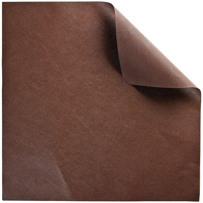 Heissner Bodenschutzvlies Meterware - L x B: 100 x 1 m - Braune, strukturierte Tischunterlage, eine Ecke hochgerollt.