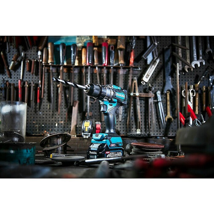 Makita XGT 40V max. Taladro atornillador percutor de batería HP001GZ (40 V, 2 baterías, 2,5 Ah, 41 Nm) | BAUHAUS