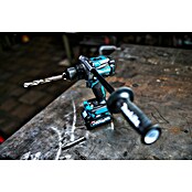Makita XGT 40V max. Taladro atornillador percutor de batería HP001GZ (40 V, 2 baterías, 2,5 Ah, 41 Nm) | BAUHAUS