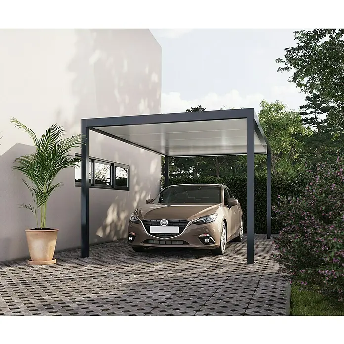 Wismar-NFI Carport Classic - Außenmaß inkl. Dachüberstand (B x T): 3 x 5 m, Einzelcarport, Ohne Überstand - Moderner dunkelgrauer Carport mit hellem Dach, der ein braunes Auto neben einem Haus schützt.