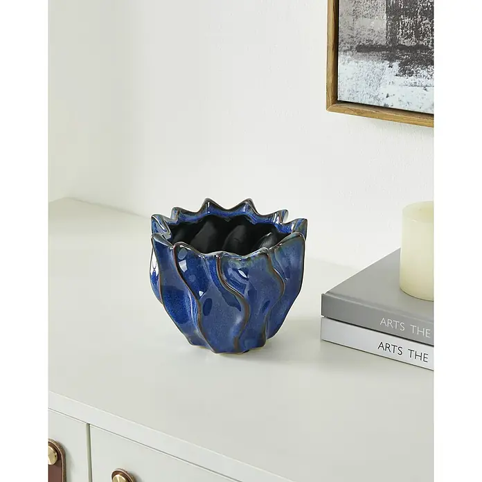 Eglo Übertopf rund Shigay - Ø x H: 14,5 x 11,5 cm, Blau - Glänzender blauer Keramik-Pflanztopf mit einzigartigem wellenförmigem Design.