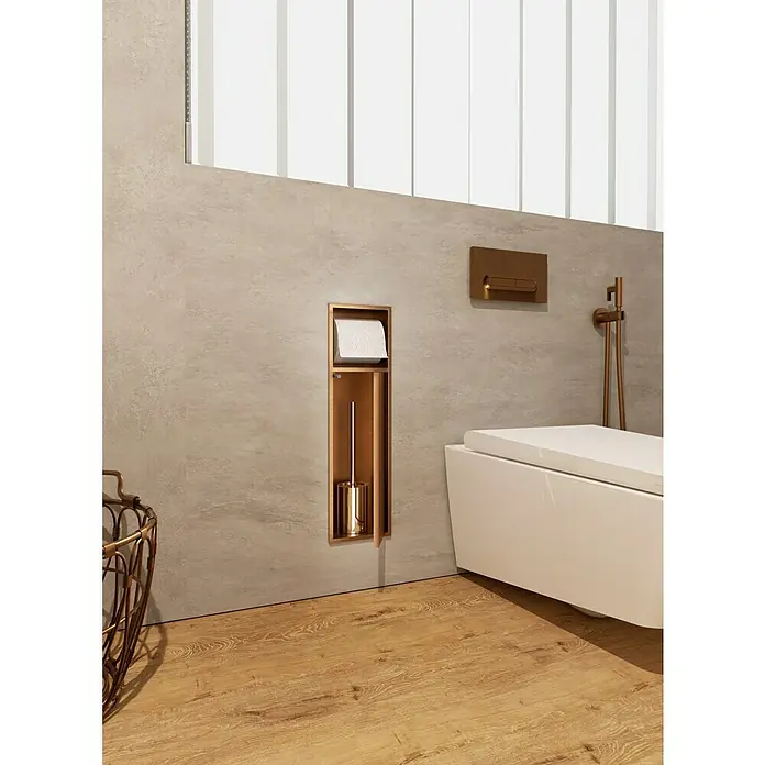 Hornacina Egean - L x An x Al: 10 x 17 x 60 cm, Acero inoxidable, Oro Rosa - Portarrollos y escobillero de cobre cepillado empotrados, integrados en una pared de baño moderna.