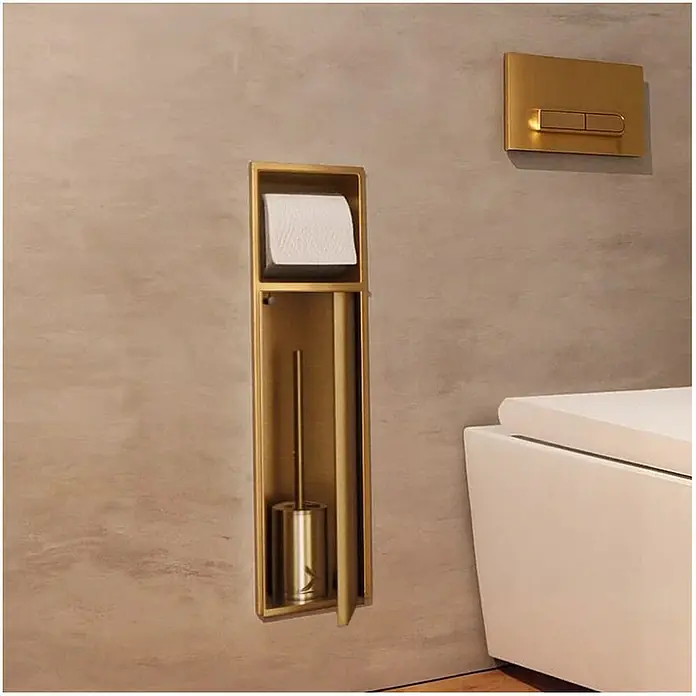 Hornacina Egean - L x An x Al: 10 x 17 x 60 cm, Acero inoxidable, Oro - Portarrollos de papel higiénico empotrado de latón con escobillero integrado, en la pared del baño junto a un inodoro, con placa de descarga a juego.