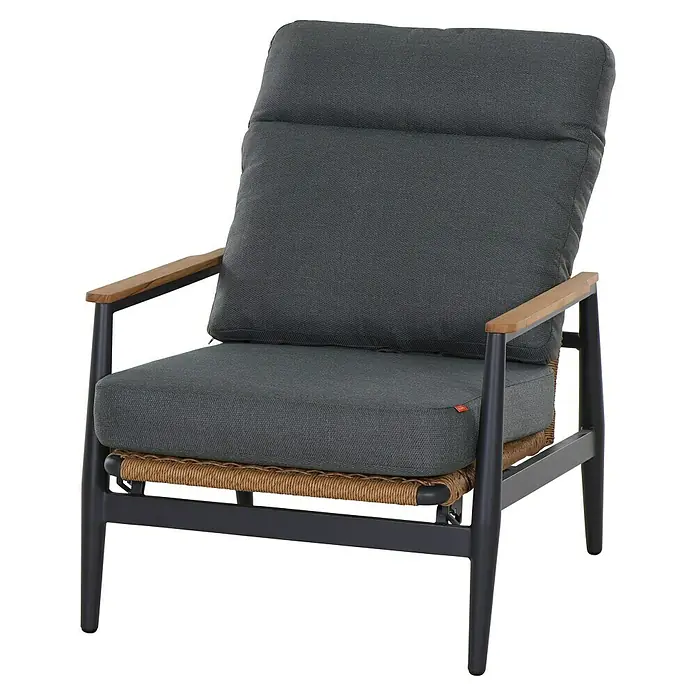 Siena Garden Roma Loungemöbel-Set - 3 -tlg., Grau, Aluminium - Dunkelgrauer Outdoor-Sessel mit schwarzem Metallrahmen, Holzarmlehnen und geflochtenem Bodendetail.