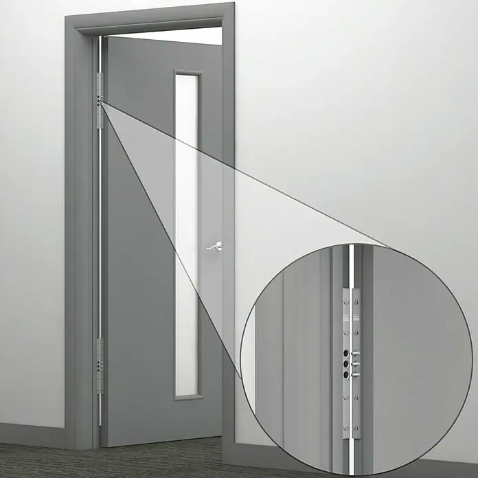 Basi Scharnierseitensicherung BS 280 - L x B: 280 x 20 mm, Stahl - Graues durchgehendes Metallbandsystem mit Sicherungsbolzen an einer grauen Tür montiert.