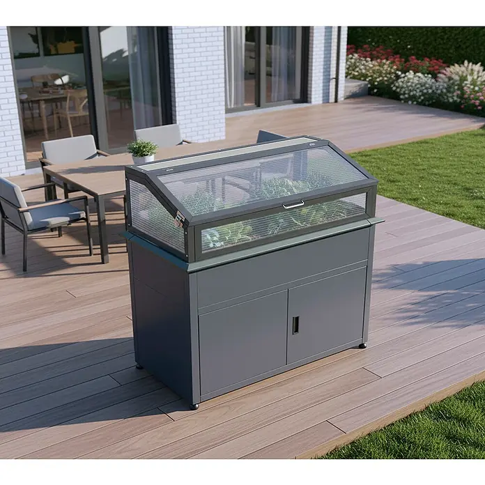 Westmann Hochbeet Plex Plus mit Frühbeetaufsatz - 50 x 100 x 120 cm, Metall, Anthrazit - Dunkelgraues Hochbeet mit transparentem Mini-Gewächshausdeckel und integriertem Lagerschrank auf einer Holzterrasse.