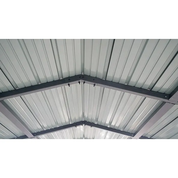 Westmann Carport Carport Kopenhagen L - Außenmaß inkl. Dachüberstand (B x T): 7,91 x 5,97 m, Doppelcarport, Grau - Unterseite eines hellgrauen Wellblechdachs mit dunkelgrauen Trägerbalken und verschraubten Verbindungen, die eine Dachstruktur bilden.