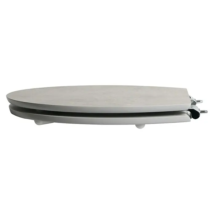Poseidon Tapa de WC Light - MDF, Gris, Con caída amortiguada - Tapa de inodoro cerrada en gris claro con acabado mate, mostrando la tapa y el asiento con bisagras visibles.