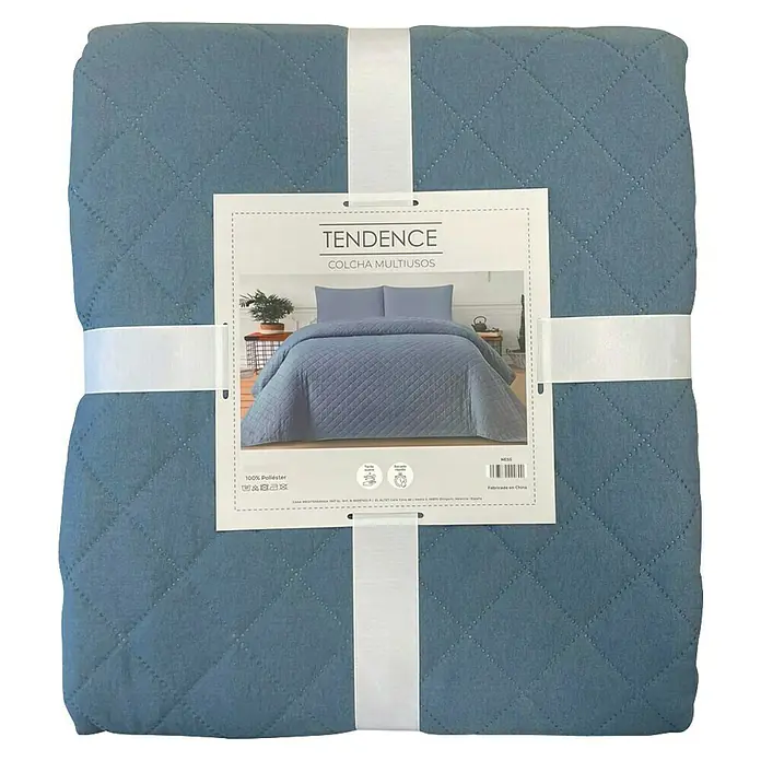 Colcha Ness - 260 x 240 cm, 100% poliéster, Azul - Colcha acolchada azul de poliéster, doblada y empaquetada con cintas blancas y etiqueta del producto.