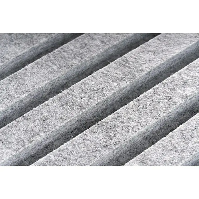 Lautloz Akustikpaneel Coverz - Hellgrau, 20 x 240 cm, Textil - Graues gefaltetes Filzmaterial, das seine Faserstruktur zeigt.