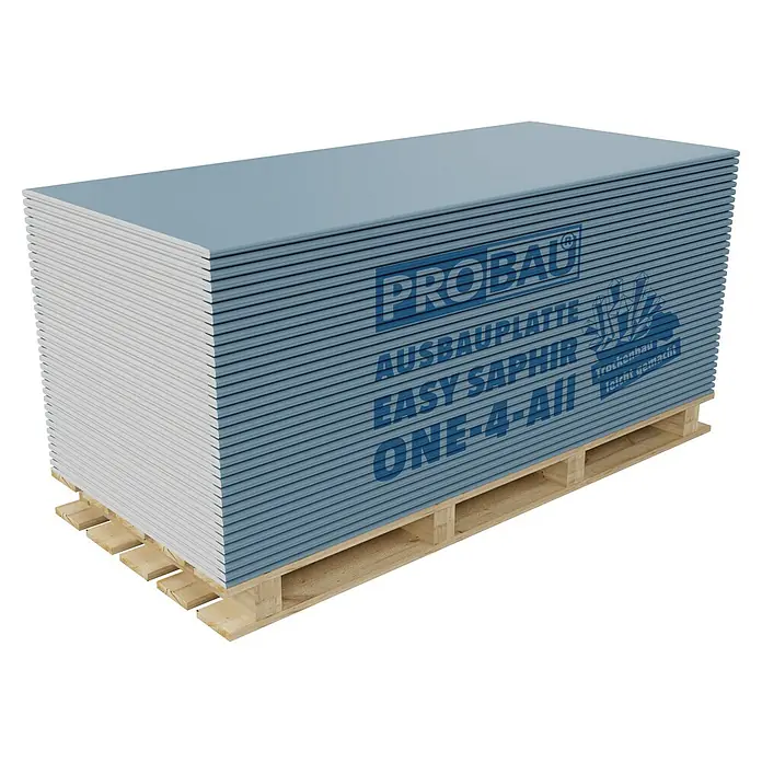 Probau Gipskartonplatte Easy Saphir ONE-4-ALL - 2.000 x 900 x 12,5 mm, Imprägniert - Stapel blaugrauer Gipskartonplatten mit Branding auf Holzpalette.