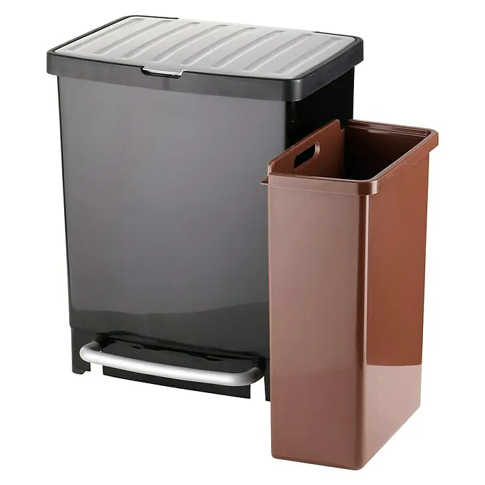 Tatay Papelera estándar Reciclaje - 25 l, Negro, Rectangular, Plástico - Imagen de un cubo de basura negro con pedal y un recipiente interior marrón extraíble, perfecto para separar residuos y fácil limpieza.
