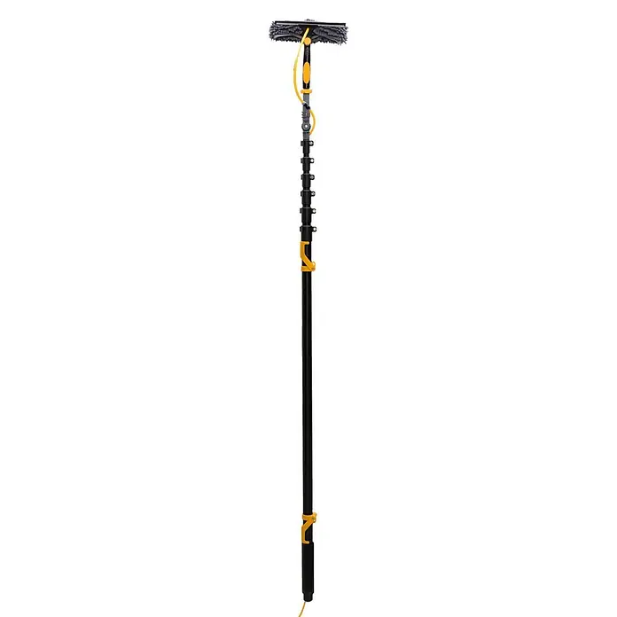 Neptun PV-  & Fassaden Reinigungsset mit verschiedenen Aufsätzen - Teleskopstiel, 180 cm - 850 cm - Schwarze Teleskop-Reinigungsstange mit gelben Akzenten und grauer Bürste, inklusive gelbem Schlauch.