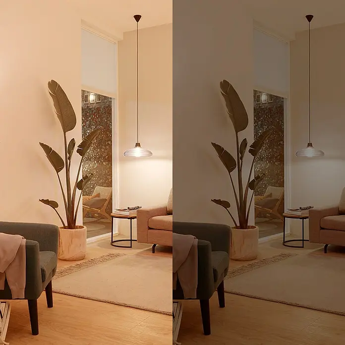 Philips Wiz Smart-LED-Lampe matter - E27, Dimmbar, Neutralweiß, 1.521 lm, 13 W, 1 Stk. - Wohnzimmer mit Pendelleuchte, geteilt zeigt helle und gedämpfte Beleuchtung zur Stimmungsanpassung.