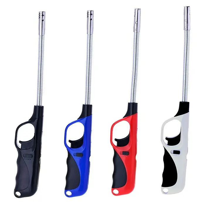 Encendedor de barbacoa Anchovy Flexy BBQ - Largo: 28,3 cm - Cuatro encendedores de cocina en negro, azul, rojo y blanco/negro, con cuellos plateados flexibles para encender fácilmente.