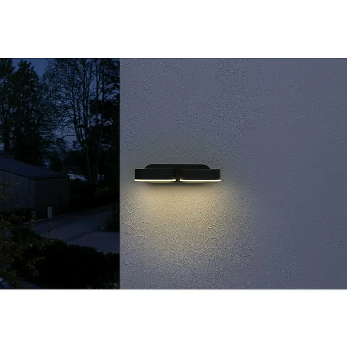 Osram Endura Style LED-Außenwandleuchte Mini - 13 W, 100 x 230 x 54 mm, Grau, IP44 - Schwarze Außenwandleuchte mit zwei warmen, nach unten gerichteten LED-Lichtstrahlen, die eine strukturierte Wand bei Nacht beleuchten.