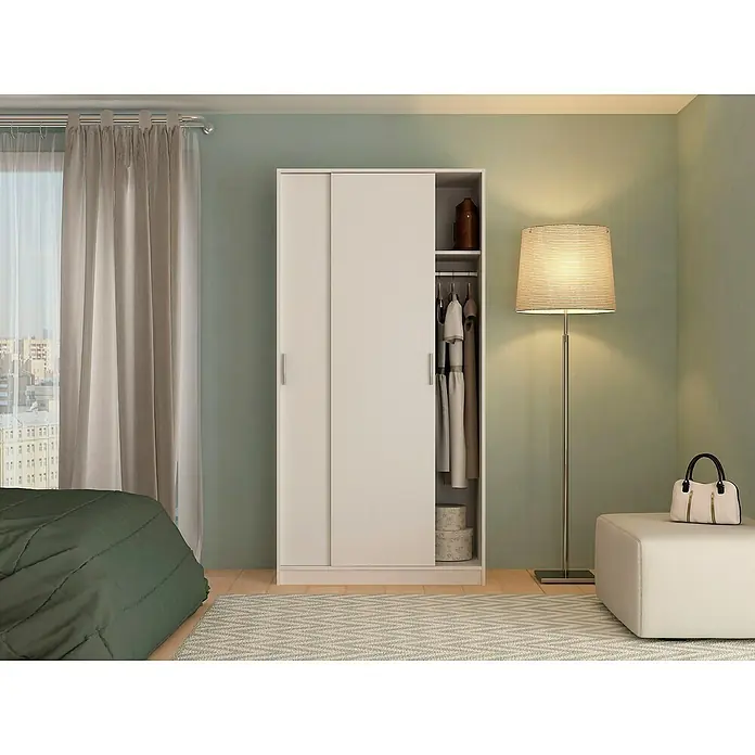 Meka Block Armario de puertas correderas K-511 - L x An x Al: 50 x 100 x 200 cm, Blanco Liso - Armario blanco de dos puertas correderas con una sección abierta mostrando ropa y accesorios, situado en un dormitorio.