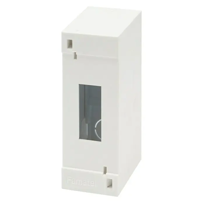 Famatel Cuadro eléctrico de superficie - Número de hileras: 1 ud., 4,7 x 6,3 cm, Blanco, Número de módulos: 2 ud. - Toma de una caja de superficie blanca de Famatel, adecuada para instalar dispositivos de carril DIN en instalaciones eléctricas.