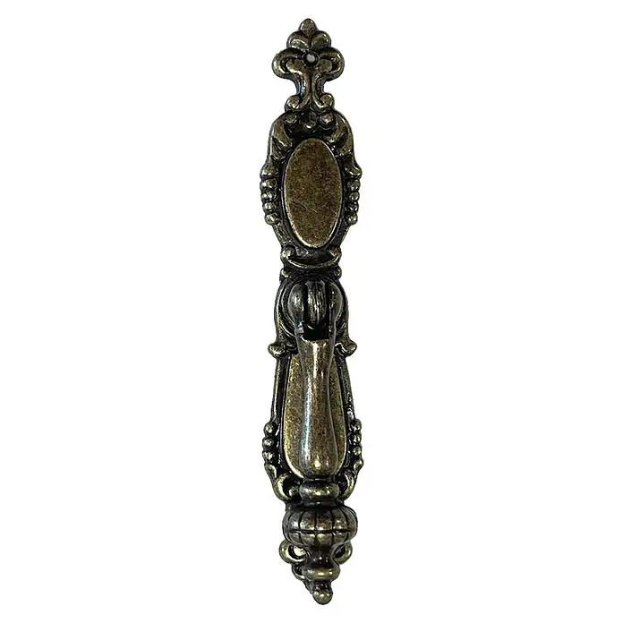 Rei Tirador para muebles - Distancia entre orificios: 96 mm, L x An x Al: 20 x 111 x 19 mm, Oro viejo - Tirador de gota ornamentado de latón antiguo con placa decorativa y colgante en forma de lágrima.