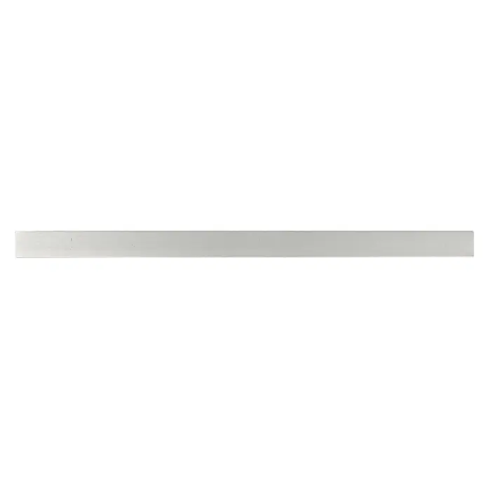 Rei Möbelgriff - Lochabstand: 32 mm, Aluminium, Chrom, Industrie, L x B x H: 44 x 11 x 17 mm - Langes, flaches, hellgraues Rechteckprofil.