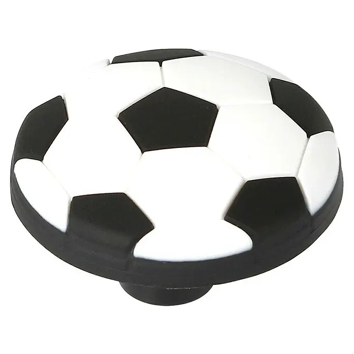 Rei Möbelknopf - Durchmesser: 41 mm, Holz, Schwarz - Schwarz-weißer Fußball-Schubladengriff.