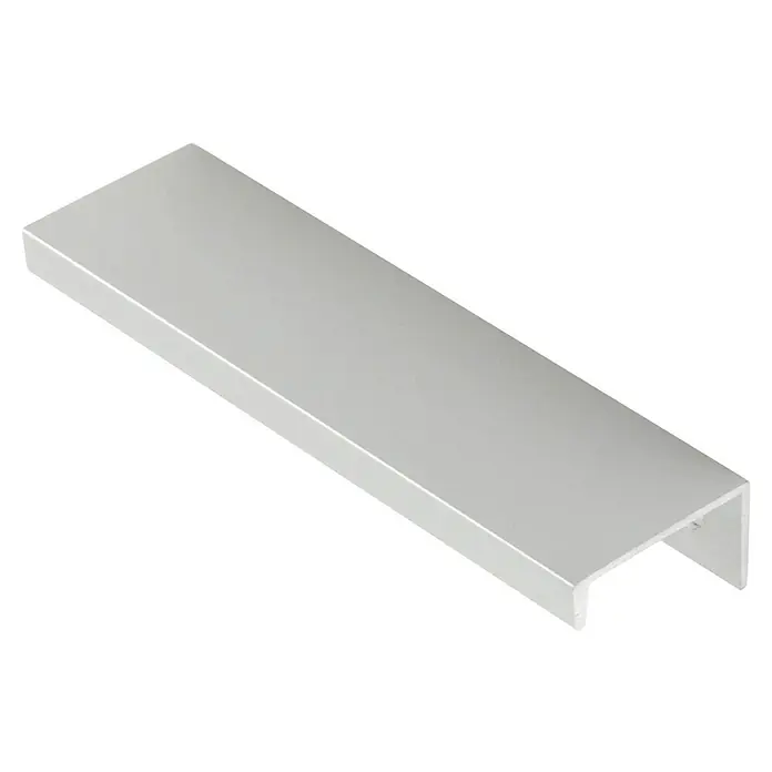 Rei Möbelgriff - Lochabstand: 96 mm, Aluminium, Silberfarben, L x B x H: 116 x 18 x 32 mm - Mattes silbernes U-Profil aus Metall, ein Möbelgriff.