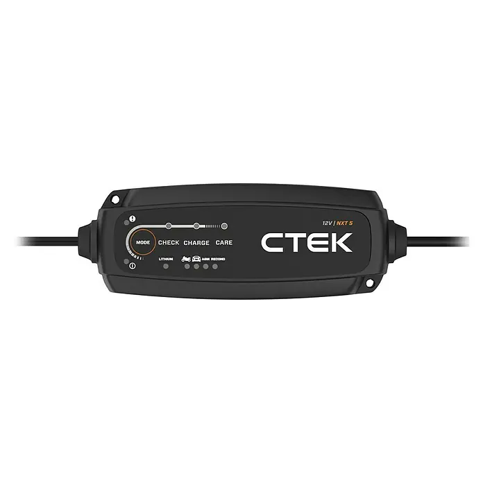 CTEK Automatik-Ladegerät NXT 5 EU - Ladestrom: 5 A, Kapazität: 1,2 Ah - 160 Ah - Schwarzes CTEK 12V | NXT 5 Smart-Batterieladegerät. Beleuchtetes Display für Moduswahl (Check, Charge, Care) und Batterietypen (Lithium, Motorrad, Auto, AGM).