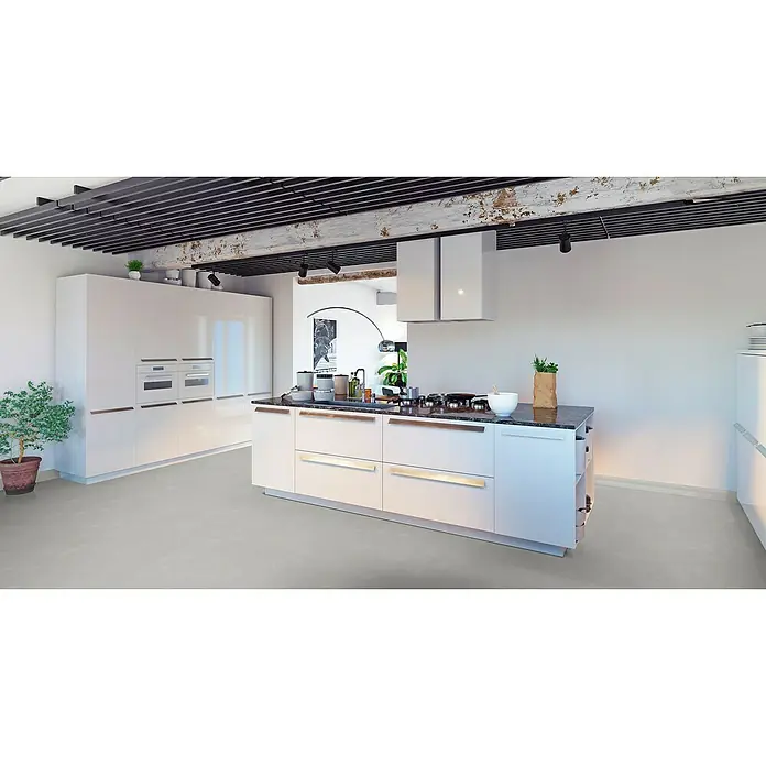 b!design Vinylboden SPC - Chiasso, Fliese, 800 x 400 x 5 mm - Hellgrauer Betonoptik-Boden in einer modernen Küche verlegt.