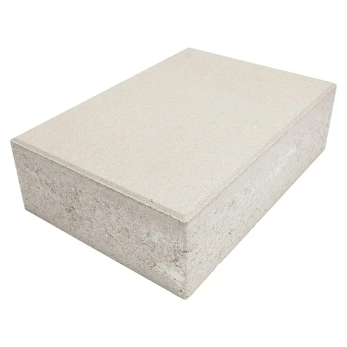 EHL Blockstufe - Grau, 50 x 35 x 15 cm, Beton - Helles graues rechteckiges Betonpflaster mit strukturierter Oberfläche.