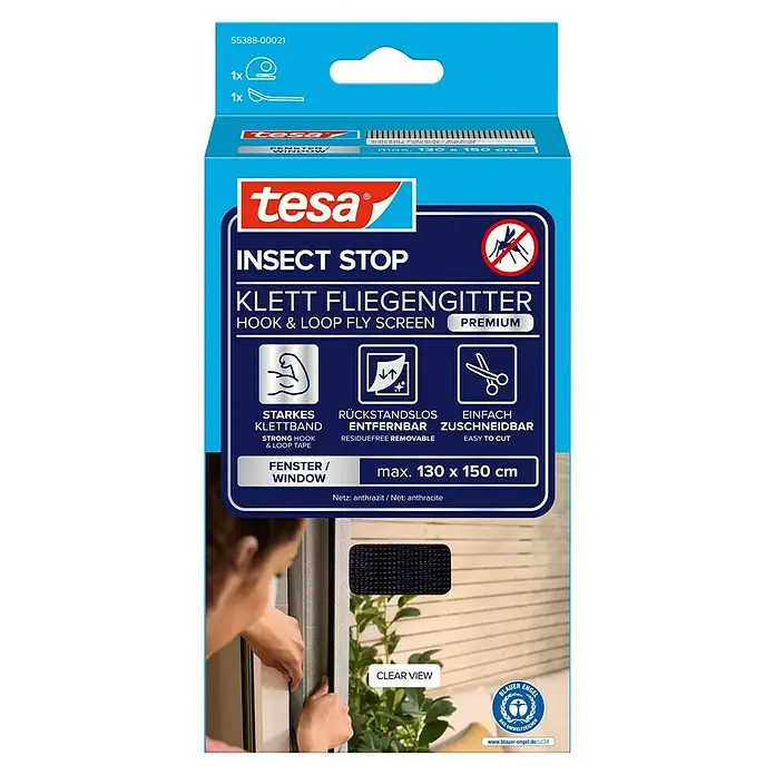 Tesa Insect Stop Insektenschutzgitter Premium - B x H: 130 x 150 cm, Anthrazit, Montage Insektengitter: Ankletten - Tesa Insect Stop Klett-Fliegengitter für Fenster, anthrazit, max. 130x150cm, in Verpackung und bei der Anbringung gezeigt.