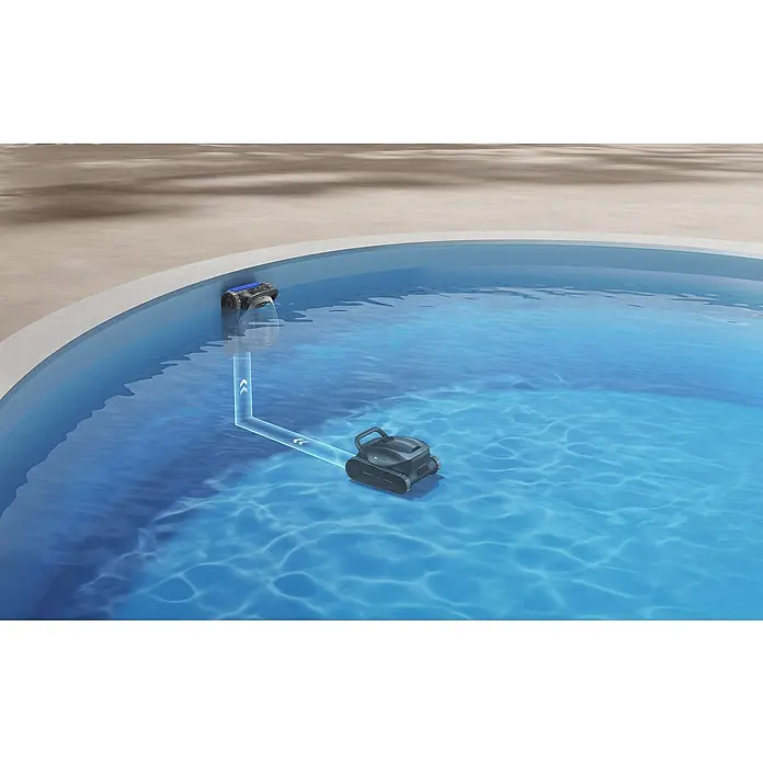 Mova Poolroboter Diver A10 - Akkubetrieben, Passend für: Pools bis 180 m² Grundfäche, Filterleistung: 22.700 l/h - Grauer Roboter-Poolreiniger auf dem Boden, verbunden durch ein transparentes Rohr mit wandmontiertem Filtersystem mit blauem Licht, das Wasser zirkuliert.