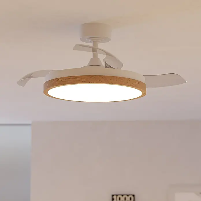Eglo Deckenventilator Malpica - Weiß, Eiche, 98 cm - Moderner weißer Deckenventilator mit einziehbaren Flügeln, hellem Holzdekor und integriertem LED-Licht.