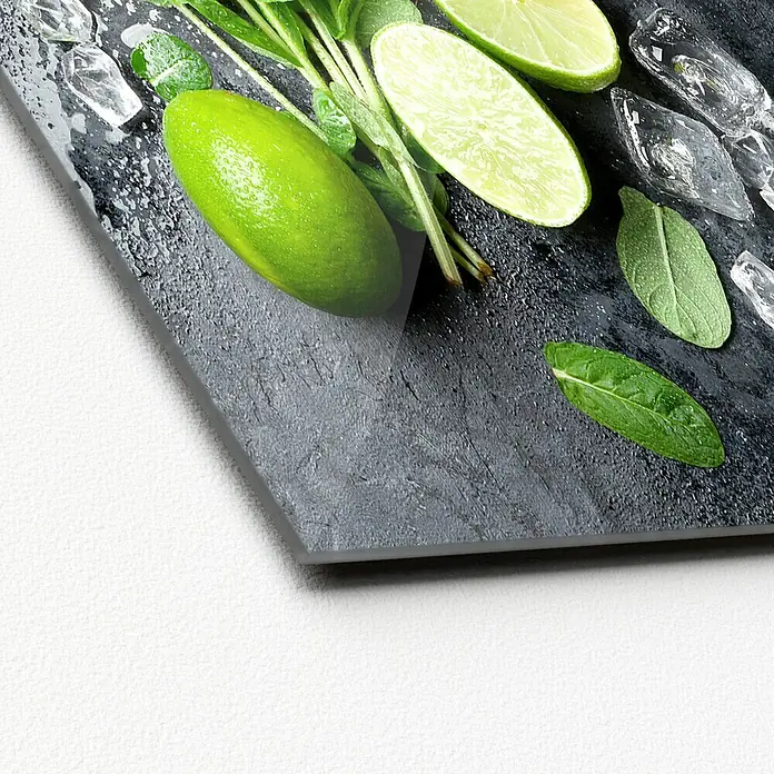 ProArt Glasbild - Lime & Ice Cube, B x H: 20 x 20 cm - Erfrischendes Arrangement: Limetten, Minze und Eiswürfel auf dunklem Untergrund. Ideal für Cocktails oder als Deko in der Küche.