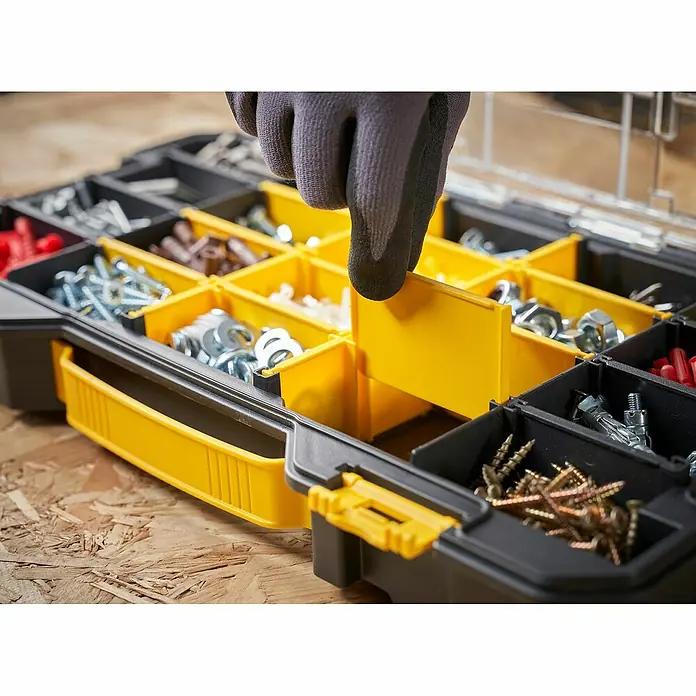 Stanley FatMax Estuche para piezas pequeñas Pro-Stack™ FMST17838-1 - An x Pr x Al: 438 x 245 x 70 mm, Número de compartimentos: 20 ud. - Mano enguantada clasifica herrajes en organizador negro y amarillo con compartimentos extraíbles.
