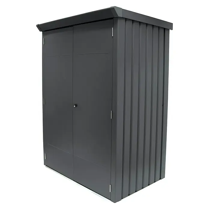 Plats Geräteschrank Paul L - Außenmaß inkl. Dachüberstand (B x T): 133 x 94 cm, Stahl, Grau - Dunkelgrauer Metallschrank mit Doppeltüren, gerippten Seitenwänden und schrägem Dach.
