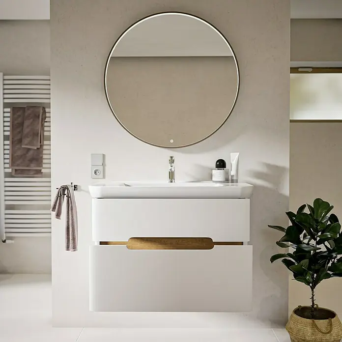 VitrA Sento Badmöbel-Set Sento - 98 cm, Weiß, 2 Schubladen - Weißer Badunterschrank mit integriertem Waschbecken, Holzgriff und rundem beleuchteten Spiegel in einem modernen Bad.
