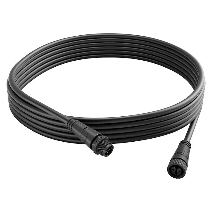 Philips Hue Verlängerungskabel White and Color Ambiance Outdoor - 5 m, Schwarz, IP67 - Schwarzes Kabel mit wasserdichten Steckverbindern an beiden Enden, aufgerollt auf schwarzem Hintergrund.