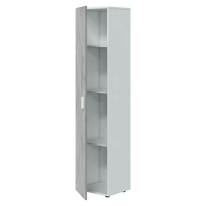 Armario multiusos de madera Tidy - L x An x Al: 37 x 41 x 182 cm, Blanco Artik/Cemento - Armario alto y estrecho con puerta de efecto hormigón ligeramente abierta, revelando estantes blancos.