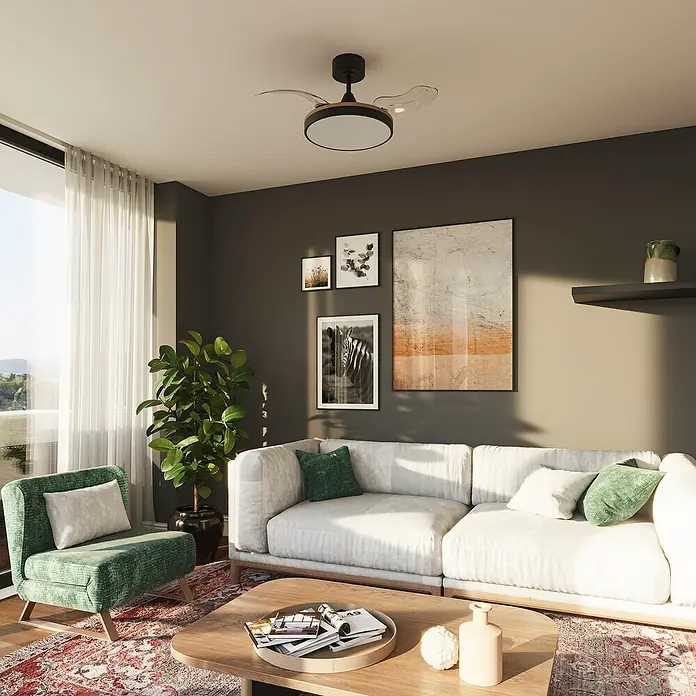 Arte confort Ventilador de techo Ginebra - Negro, 91 cm, 28 W, Blanco cálido - Ventilador de techo moderno negro y de madera con aspas retráctiles transparentes y luz LED integrada, instalado en un salón elegante.
