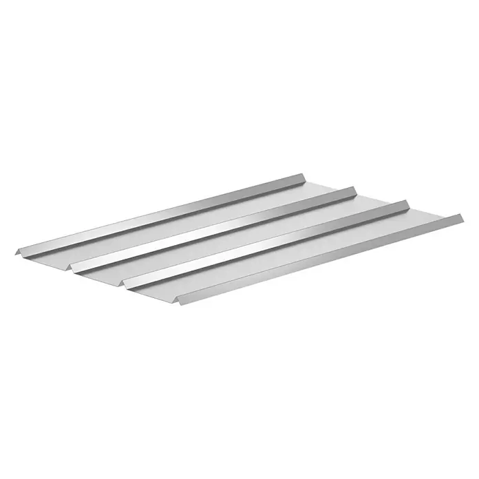 Sarei Piccolo Dachblech Fassadenblech - 200 cm x 58,5 cm x 0,6 mm, Natur - Abbildung eines Metalldachpaneels mit gerippter Oberfläche. Das Paneel ist silbern und hat ein modernes Aussehen.