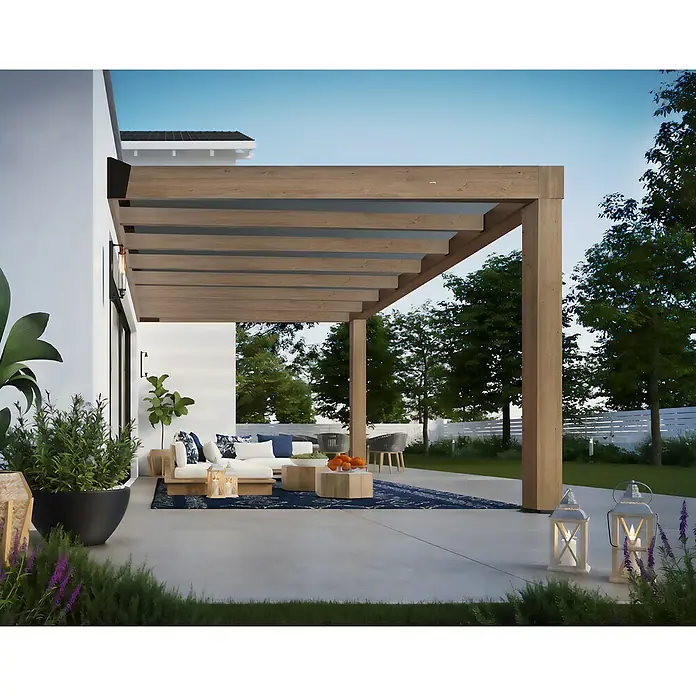 Palram – Canopia Terrassenüberdachung Helsinki - B x T: 535 x 300 cm, Braun - Hölzerne Pergola spendet Schatten über einer modernen Outdoor-Sitzgruppe.