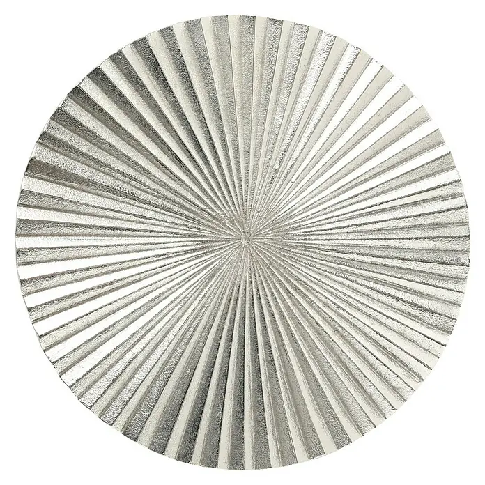 Wandobjekt Ikarus - Durchmesser: 36 cm - Silberne Wanddekoration in Kreisform. Das reliefartige Muster mit radial angeordneten Linien verleiht der Dekoration einen modernen Look.