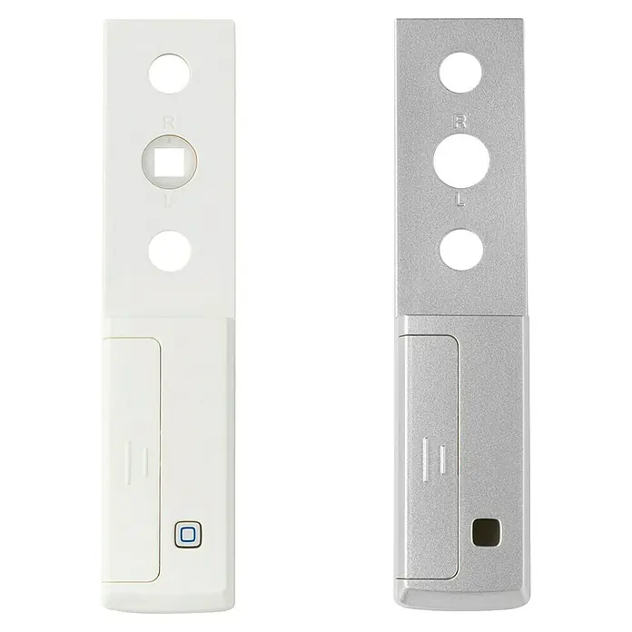 Homematic IP Fenstersensor HmIP-SRH - Weiß, 16 x 32 x 143 mm, Batteriebetrieben - Zwei rechteckige weiße und silberne Sensorkomponenten mit R/L-Markierungen, drei runden Öffnungen und einem Knopf/Anzeige.