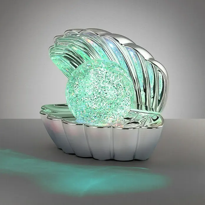 Trio Leuchten Deko-Tischleuchte Shelly - L x B x H: 12,5 x 17,5 x 14 cm, Silber - Silberne Muschel-Lampe mit einer beleuchteten, glitzernden grünen Kugel, die sanft leuchtet.